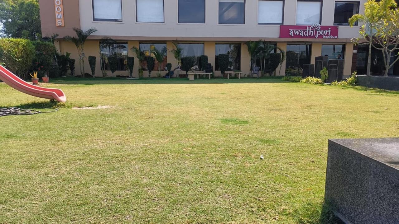 Hotel Shivalik - Mehsana Mahesana Exterior photo