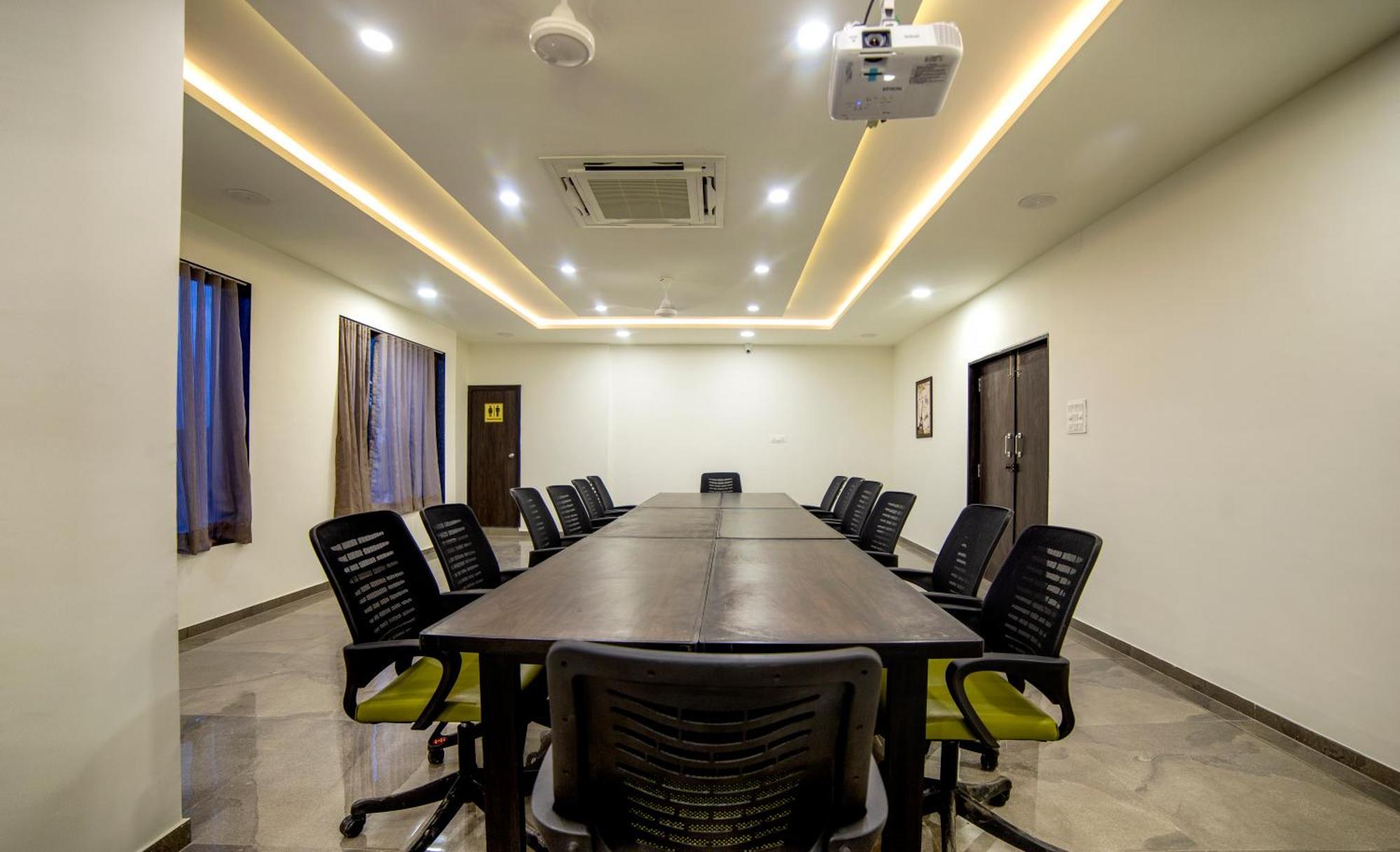 Hotel Shivalik - Mehsana Mahesana Exterior photo