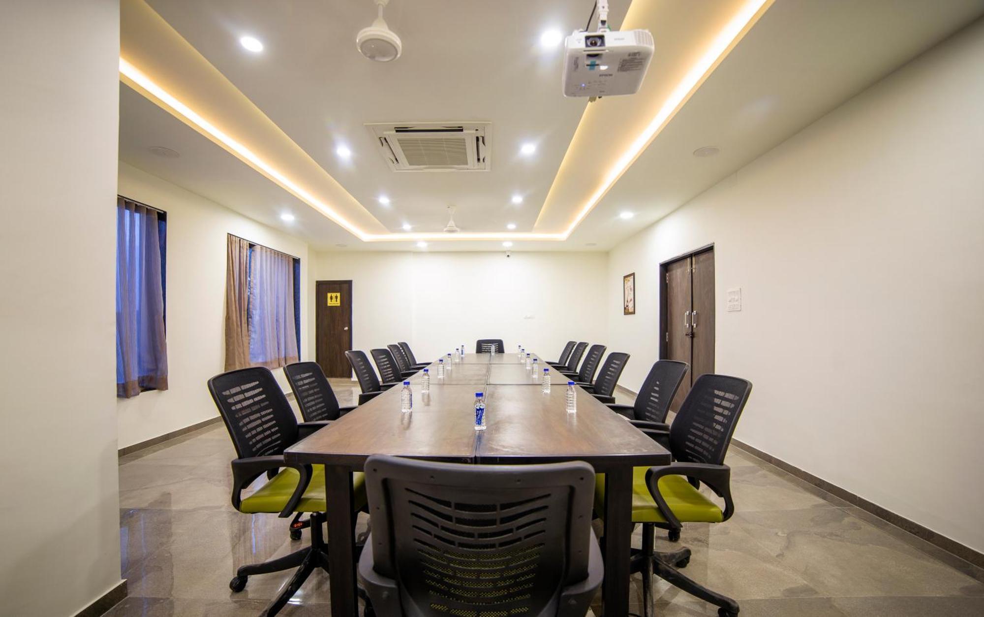 Hotel Shivalik - Mehsana Mahesana Exterior photo