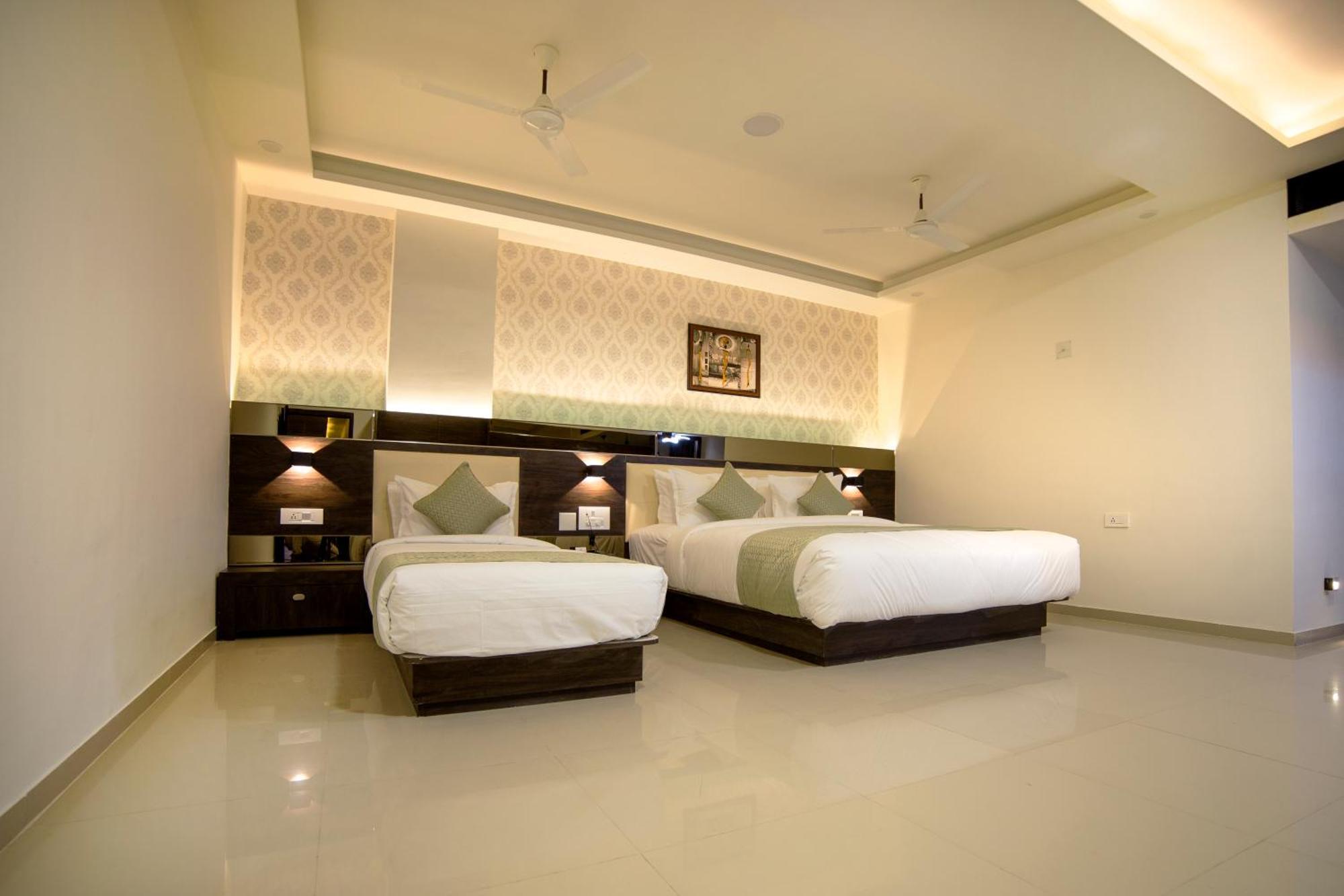 Hotel Shivalik - Mehsana Mahesana Exterior photo
